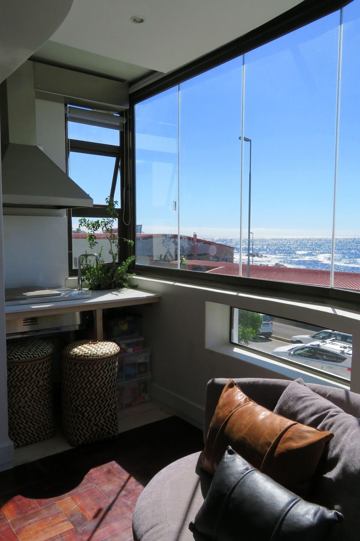 Backup Powered Sea View Apartment On The Promenade Κέιπ Τάουν Εξωτερικό φωτογραφία