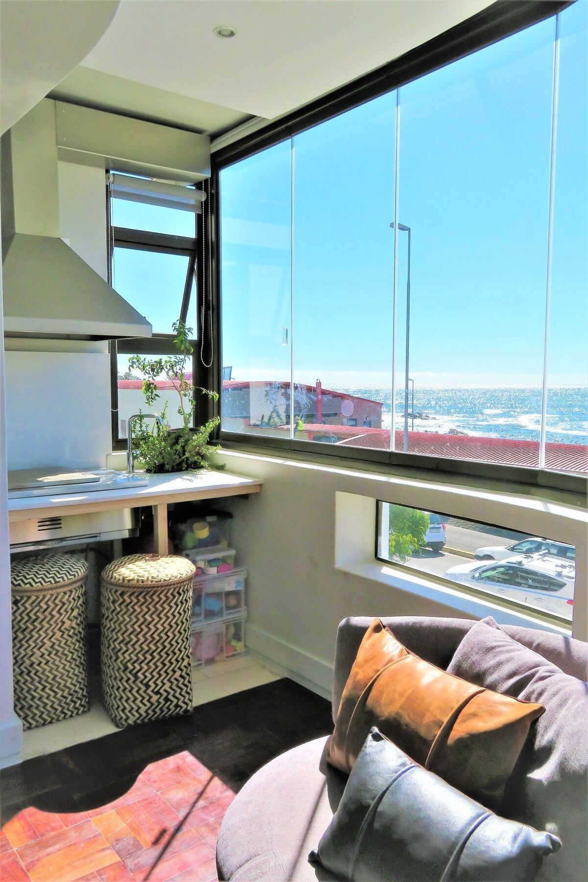 Backup Powered Sea View Apartment On The Promenade Κέιπ Τάουν Εξωτερικό φωτογραφία